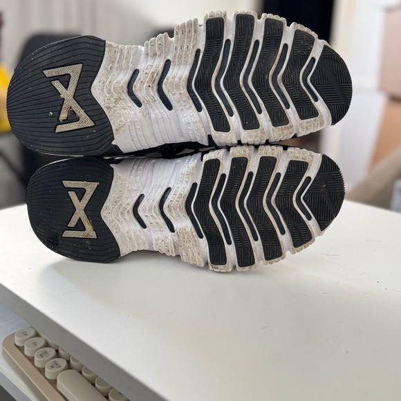 Nike Metcon 5 Size 7W. - Picture 6 of 8